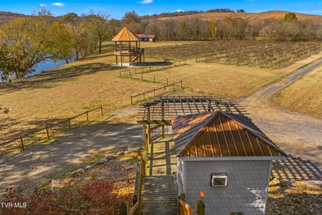 $2,499,900 | 6600 Fish Hatchery Road, Russellville, TN 37860