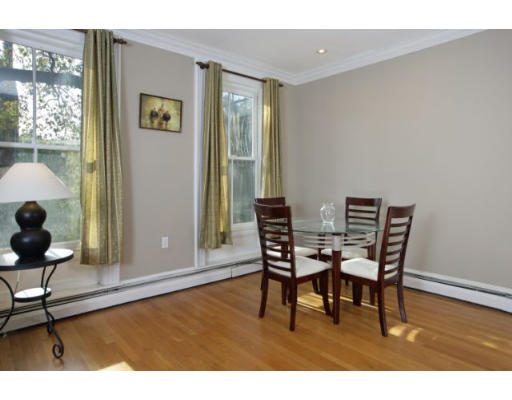 71 Rutland Street, Unit 3 Boston, MA 02118 - Photo 3 of 6 Gallery Image 3