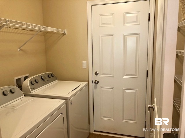277 Wyatt Court Foley, AL 36535 - Photo 9 of 19 Utility / Mud Room