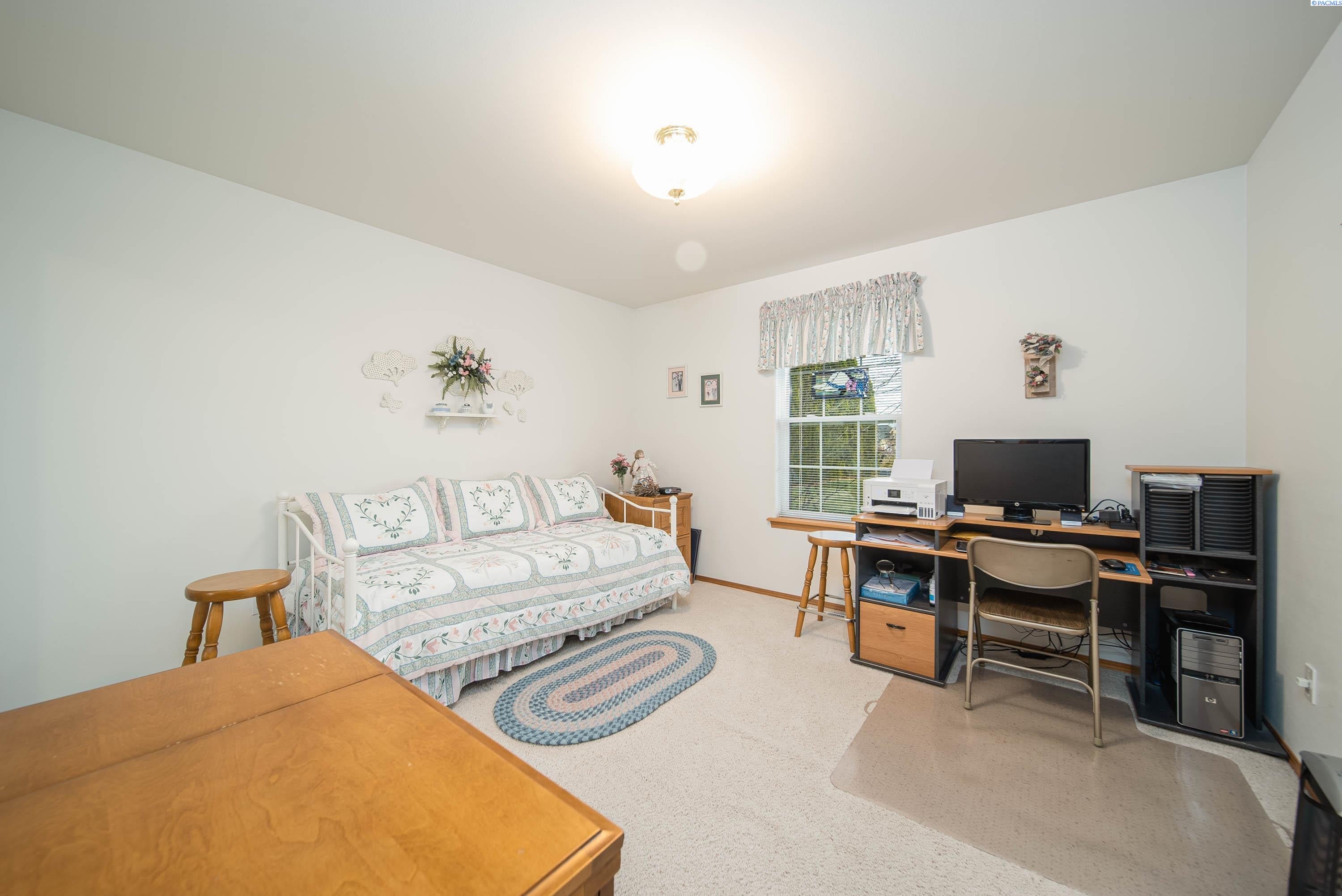 140320 West North River Road Prosser, WA 99350 - Photo 21 of 27 Gallery Image 21