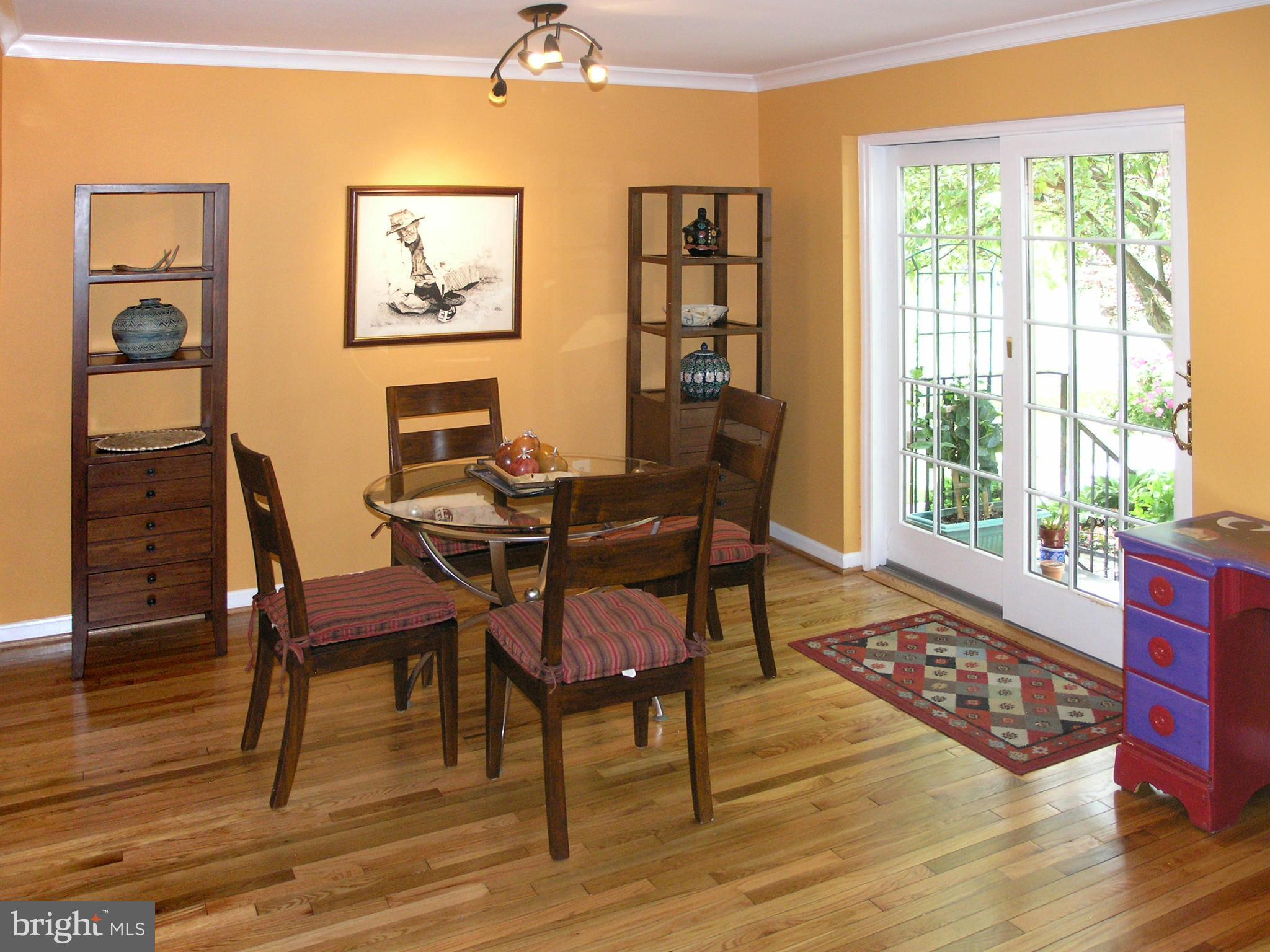 2130 Golf Course Drive Reston, VA 20191 - Photo 11 of 30 Dining Room