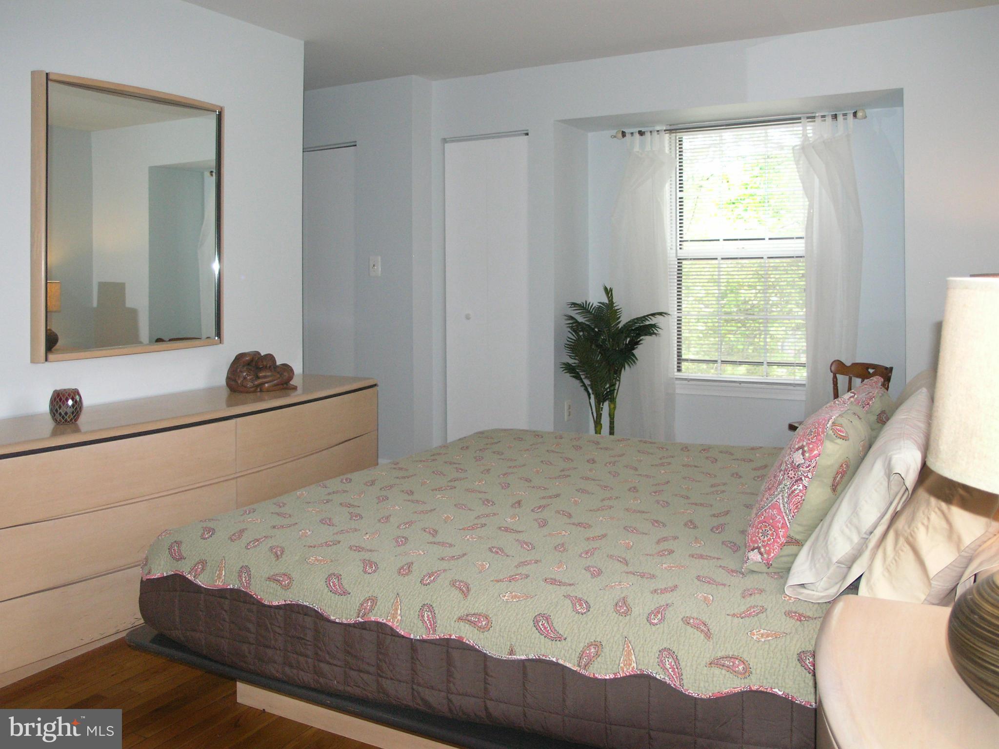 2130 Golf Course Drive Reston, VA 20191 - Photo 17 of 30 Bedroom (Master)