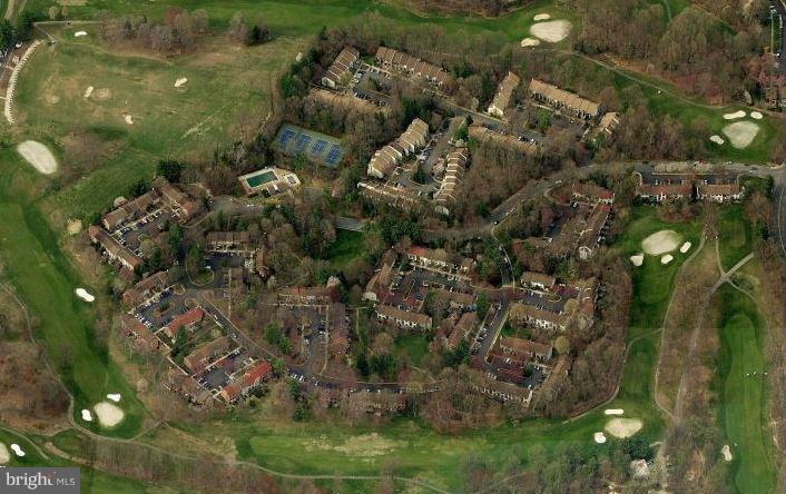 2130 Golf Course Drive Reston, VA 20191 - Photo 3 of 30 Satellite View of Community