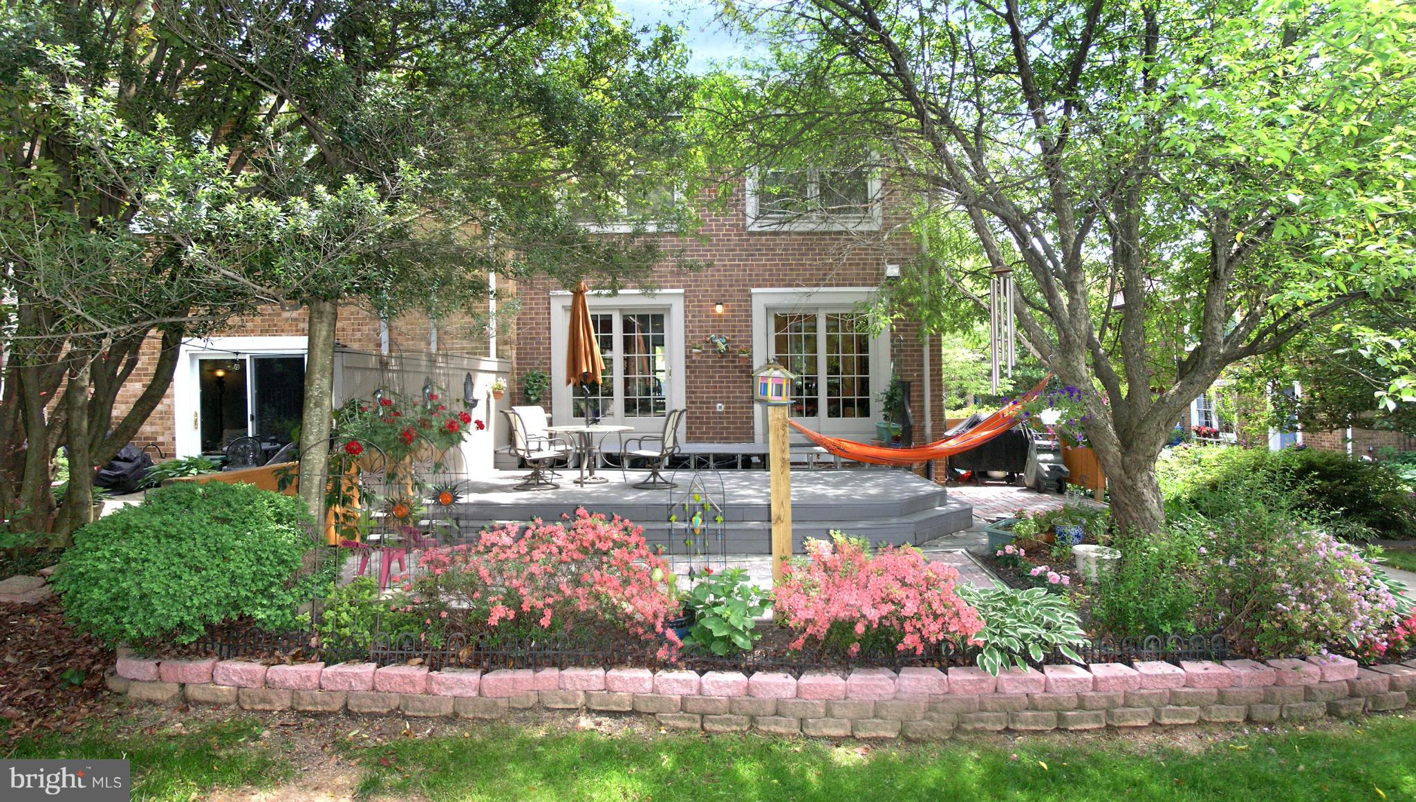 2130 Golf Course Drive Reston, VA 20191 - Photo 30 of 30 Exterior (Rear)