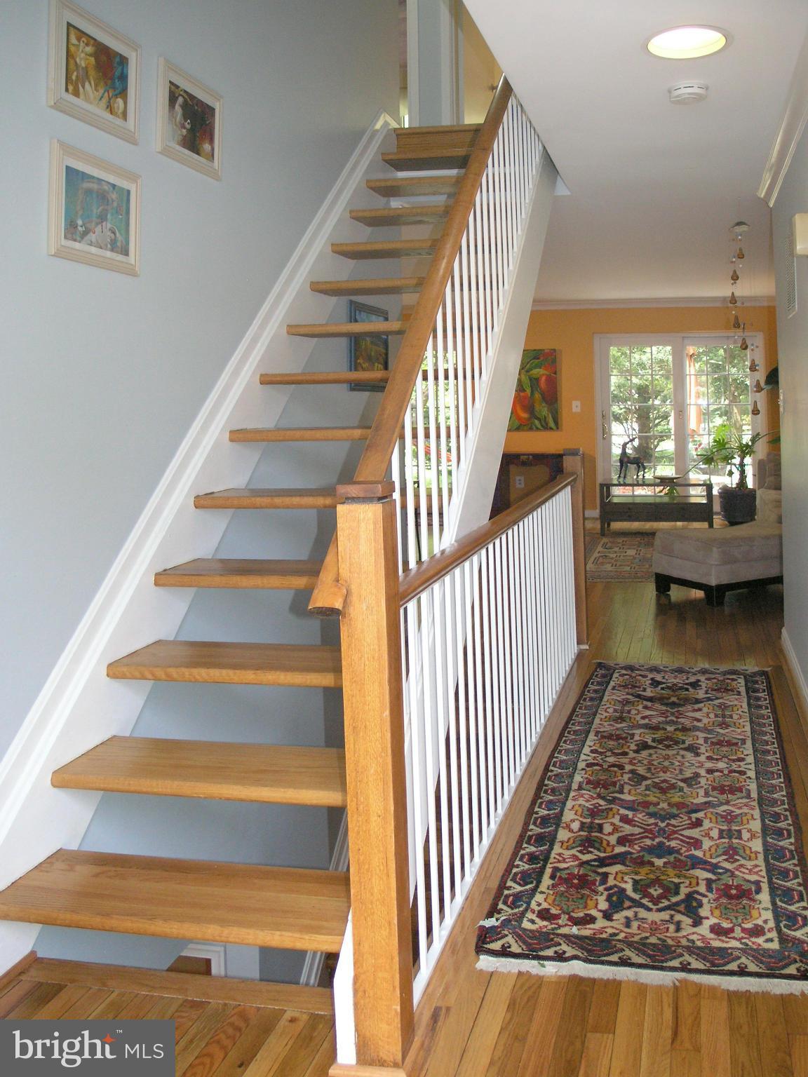 2130 Golf Course Drive Reston, VA 20191 - Photo 5 of 30 Foyer Hall