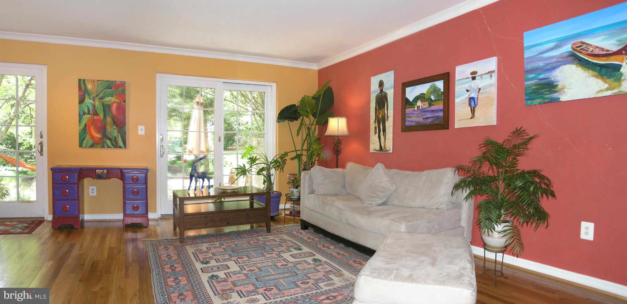 2130 Golf Course Drive Reston, VA 20191 - Photo 6 of 30 Living Room