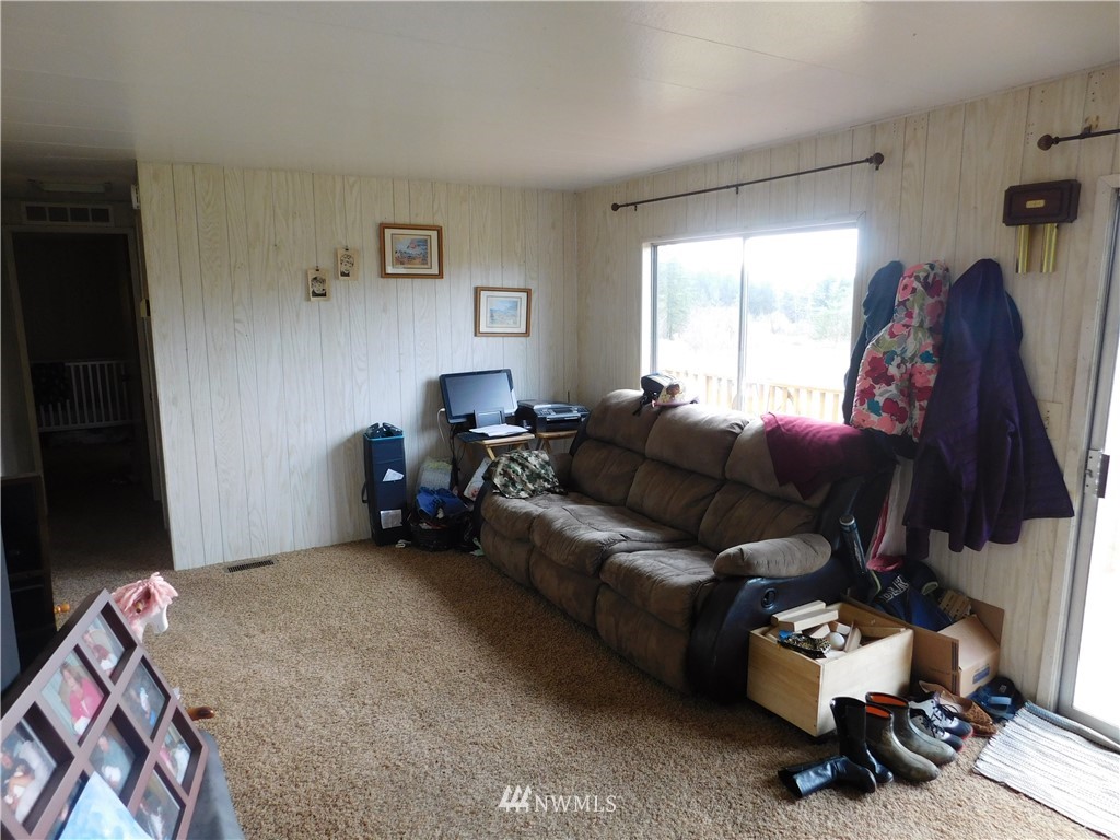 1175 Centralia Alpha Road Chehalis, WA 98532 - Photo 9 of 24 Gallery Image 9