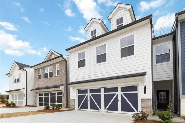 $2,100 | 5113 Sidney Sq Drive, Flowery Branch, GA 30542