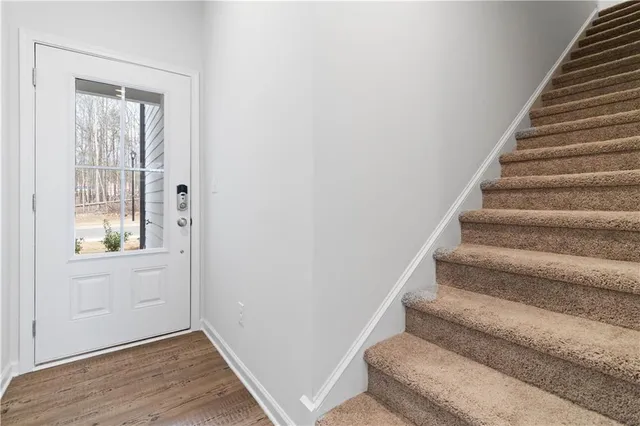 $2,100 | 5113 Sidney Sq Drive, Flowery Branch, GA 30542