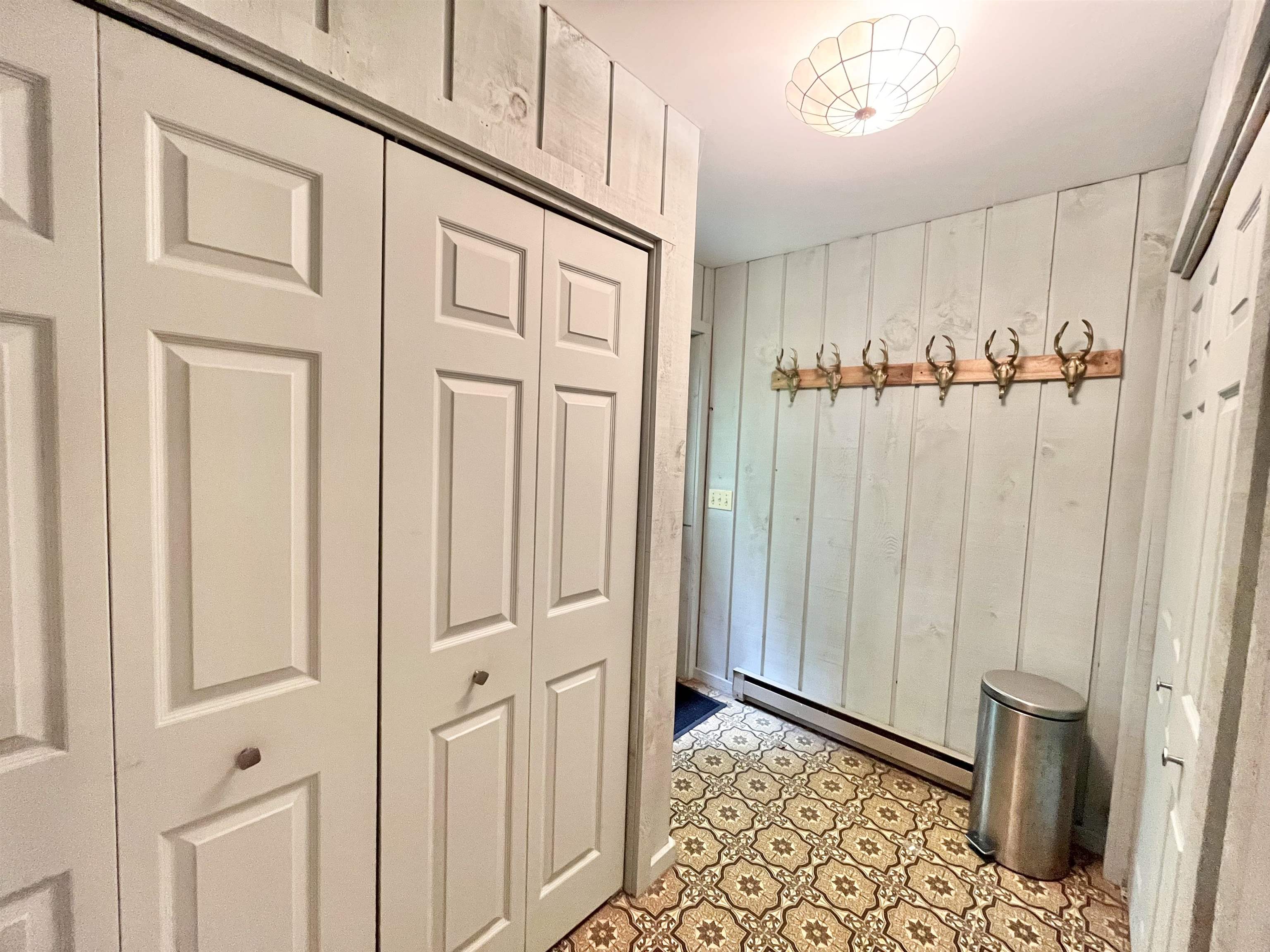 57 Snow Shoe Road Wilmington, VT 05363 - Photo 7 of 38 Gallery Image 7