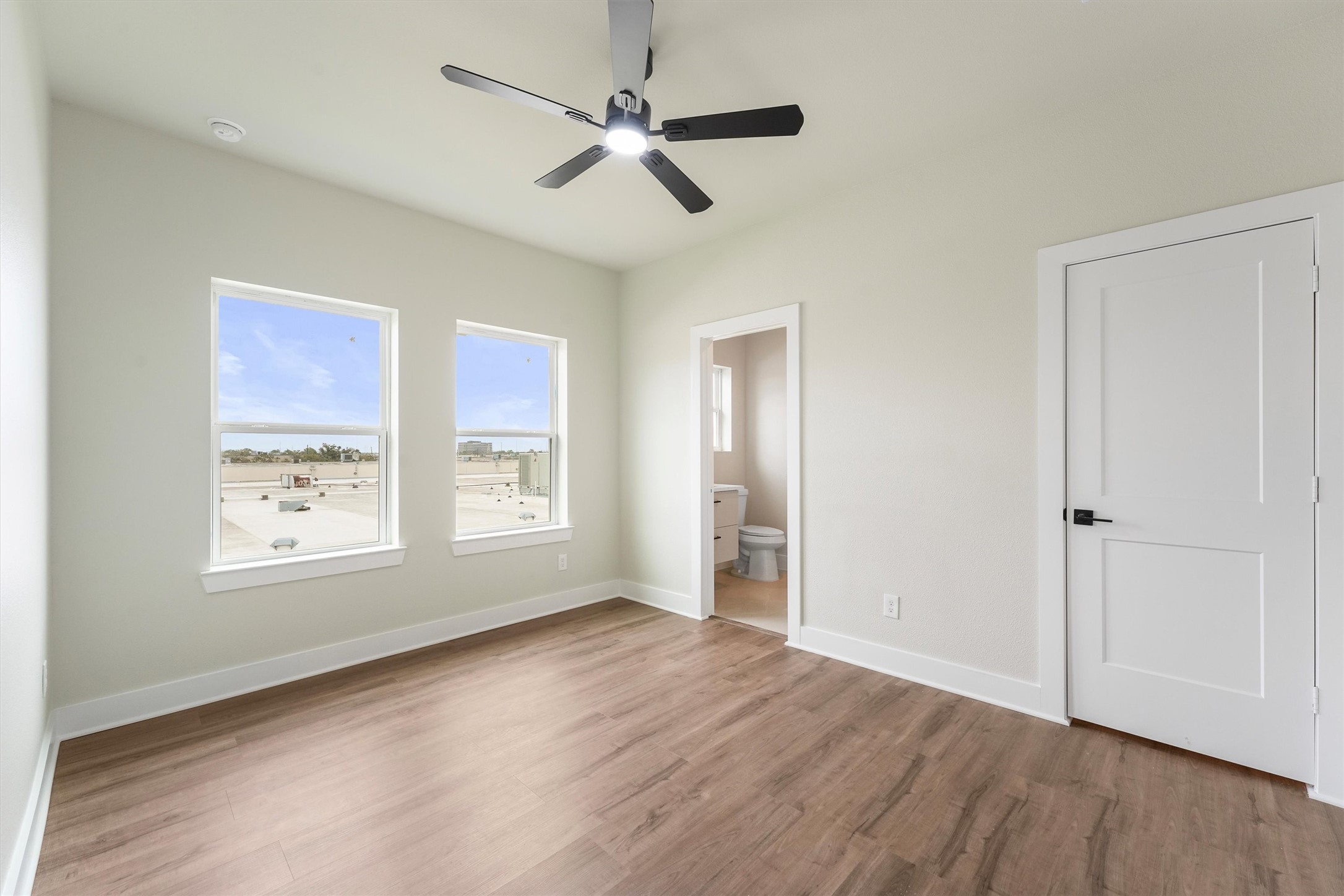 1930 Purswell Road Houston, TX 77055 - Photo 21 of 31 Gallery Image 21