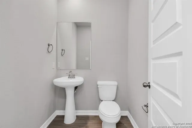 $2,499 | 27035 Beacon Gln Drive, Unit BLACKSTONE C3, Katy, TX 77493