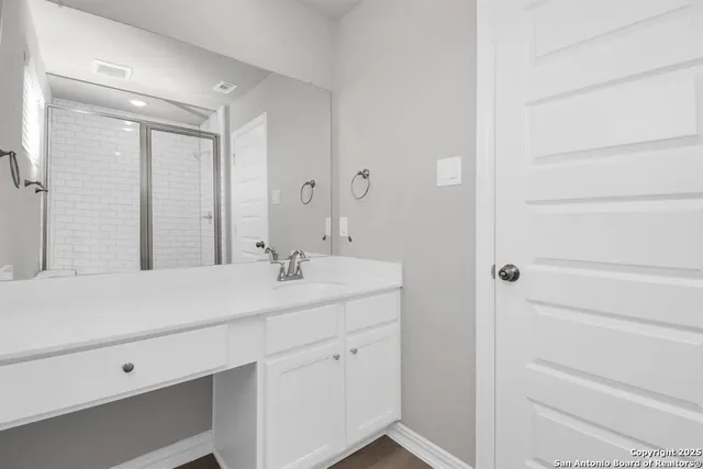 $2,499 | 27035 Beacon Gln Drive, Unit BLACKSTONE C3, Katy, TX 77493