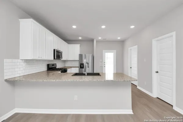 $2,499 | 27035 Beacon Gln Drive, Unit BLACKSTONE C3, Katy, TX 77493