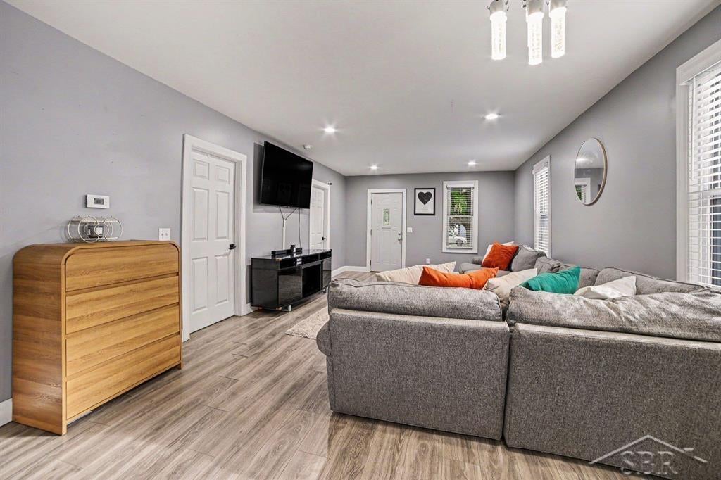 2007 18th Street Bay City, MI 48708 - Photo 5 of 20 Gallery Image 5