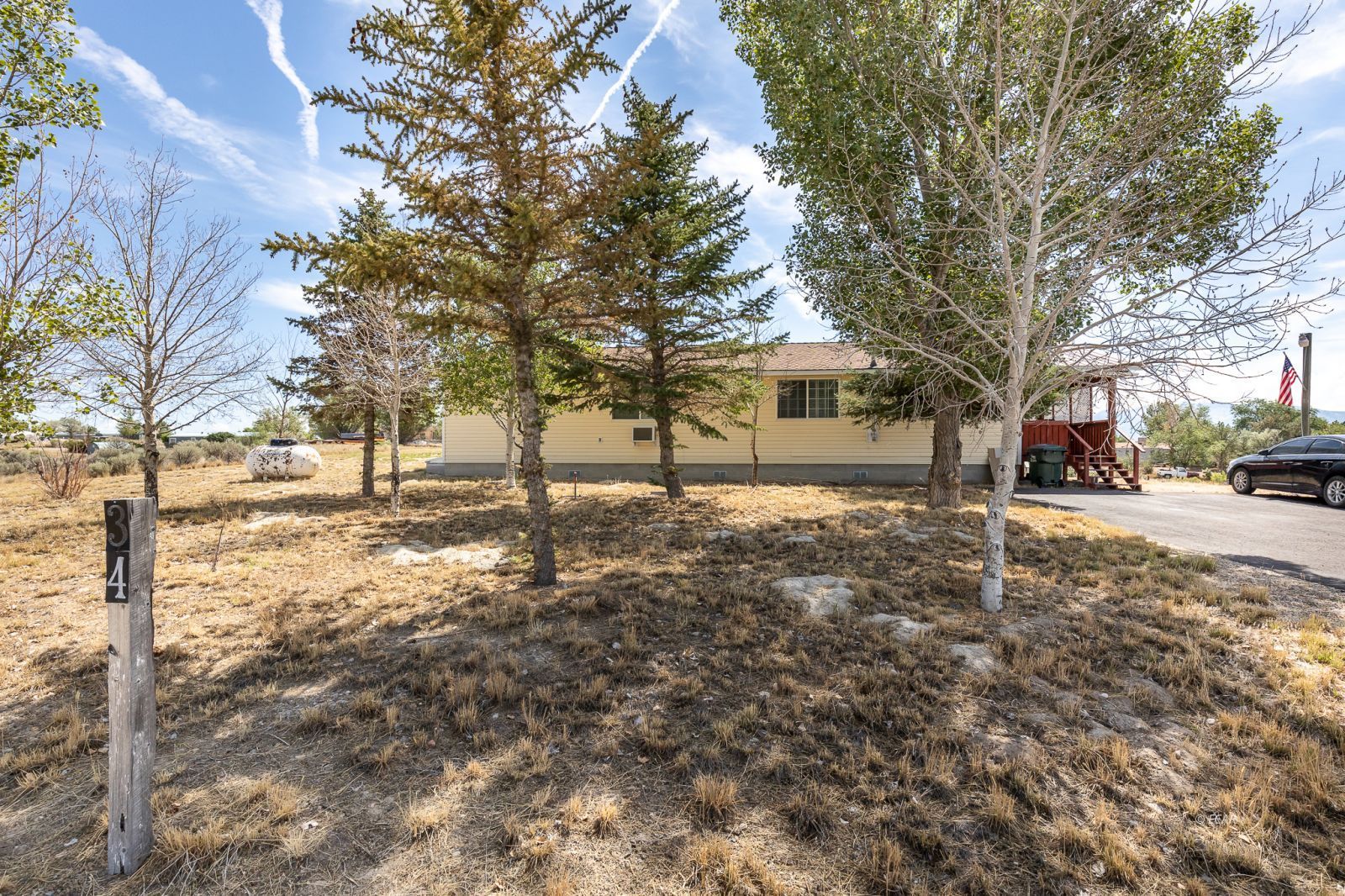 340 Gypsum Place Spring Creek, NV 89815 - Photo 4 of 42 Gallery Image 4