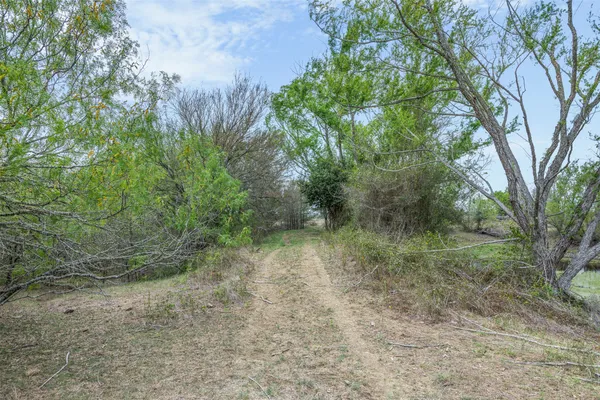 $800,000 | 763 Upper Elgin River Road, Elgin, TX 78621