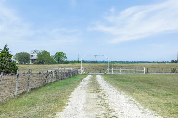 $800,000 | 763 Upper Elgin River Road, Elgin, TX 78621
