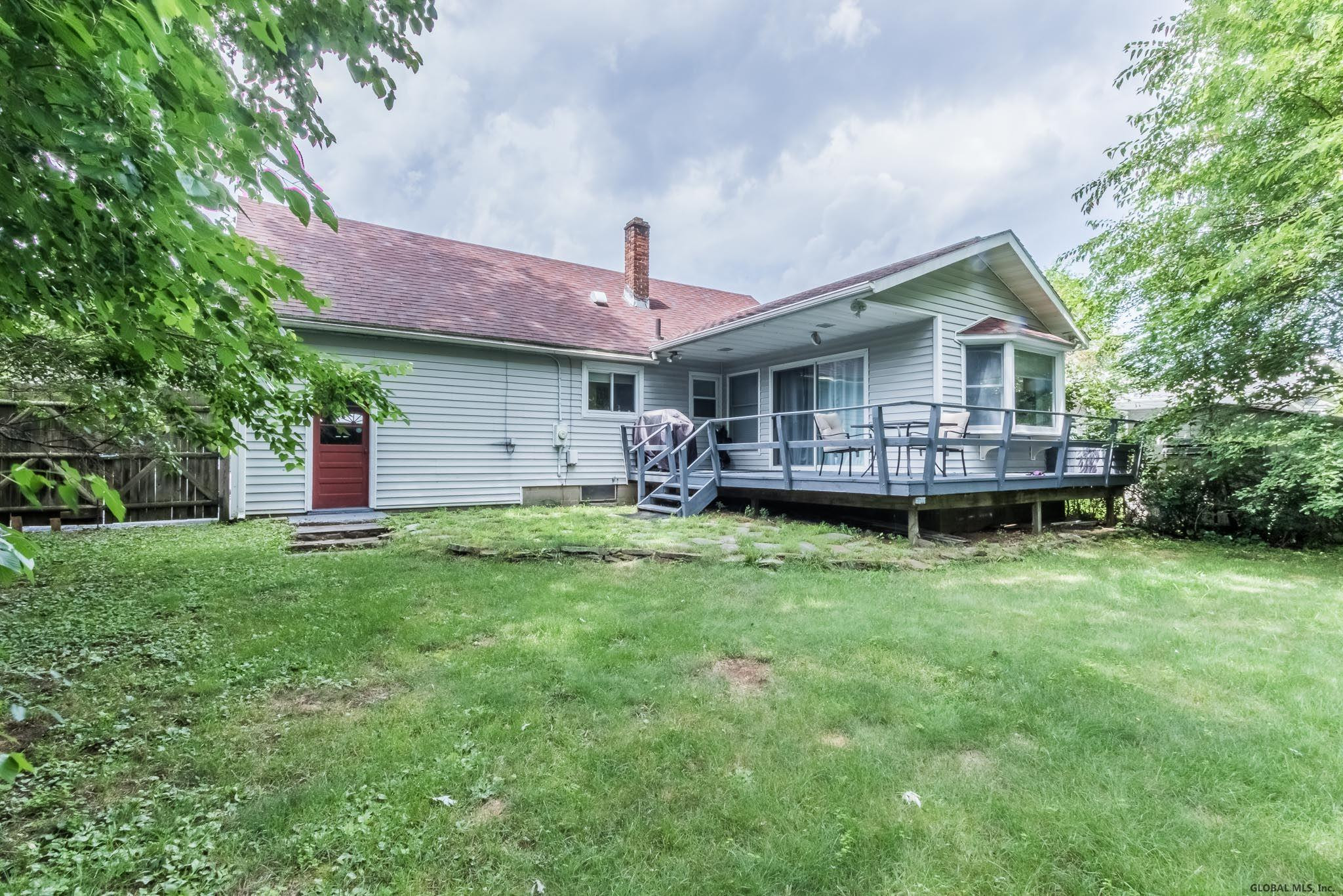 1841 Cassella Road Schenectady, NY 12303 - Photo 4 of 25 Photo 4