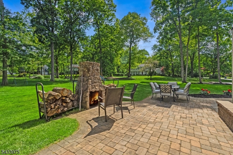 54 Dean Road Mendham, NJ 07945 - Photo 23 of 31
