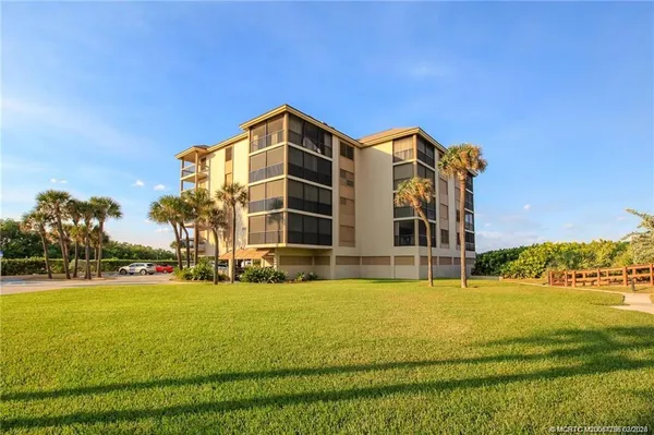 $479,000 | 2641 Northeast Ocean Boulevard, Unit 101, Jensen Beach, FL 34957