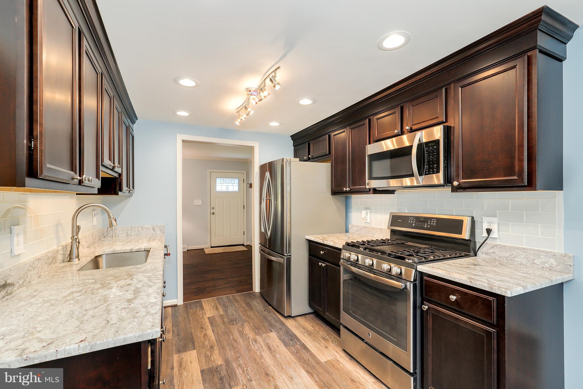 212 Hickory Point Road Pasadena, MD 21122 - Photo 13 of 30 Gallery Image 13