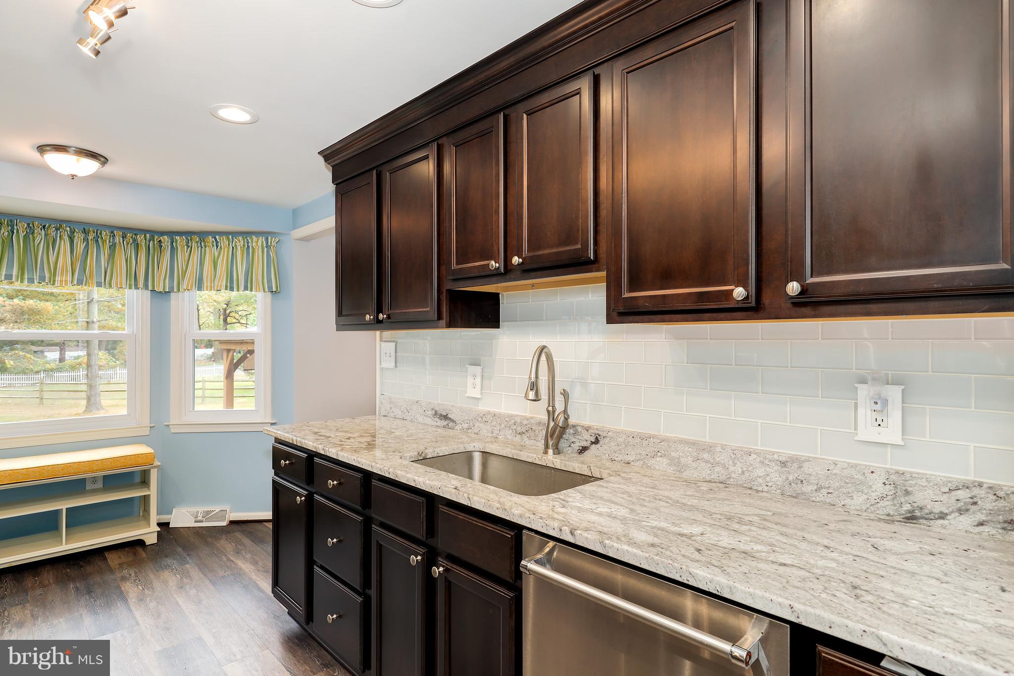 212 Hickory Point Road Pasadena, MD 21122 - Photo 16 of 30 Gallery Image 16