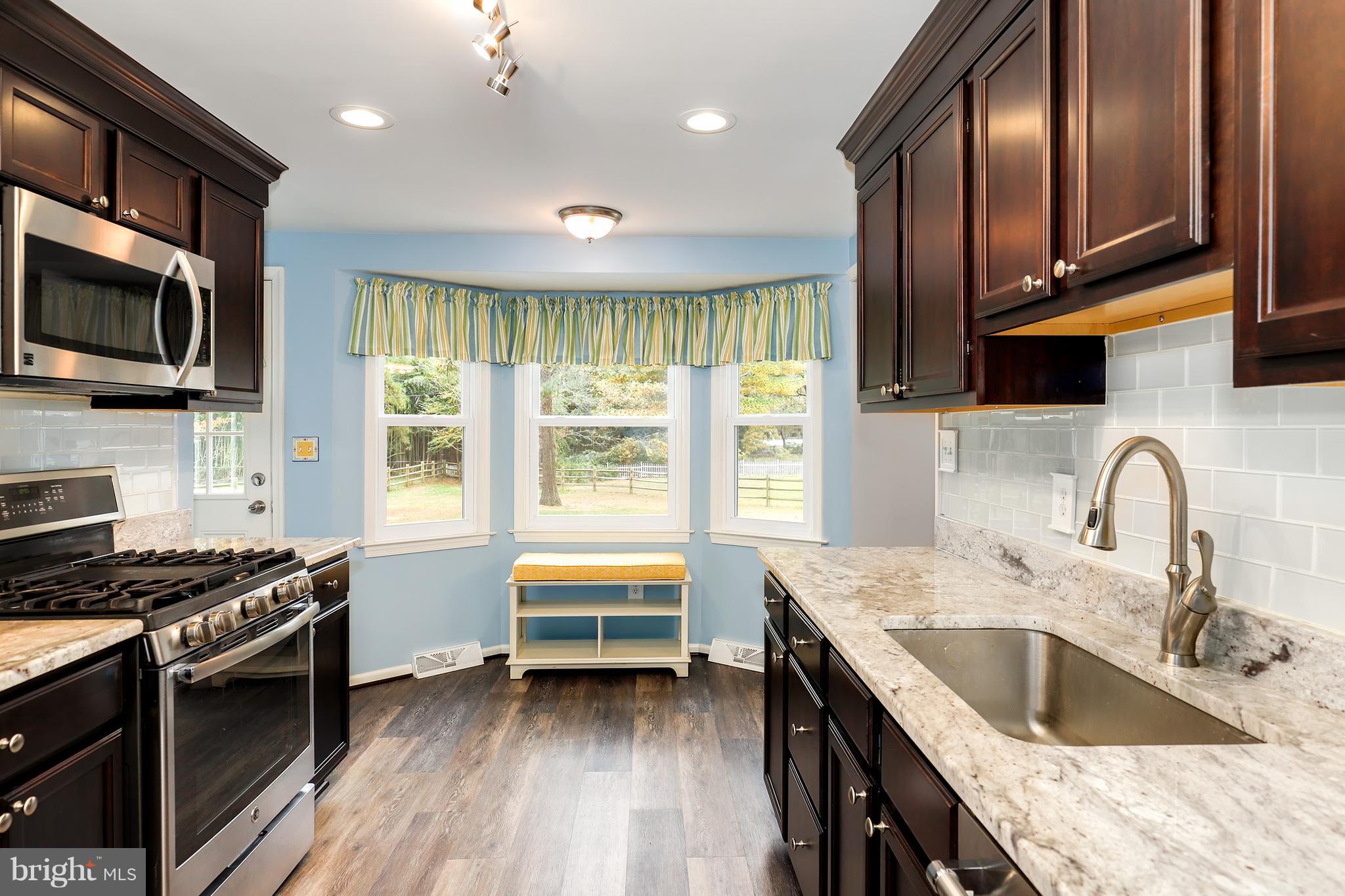 212 Hickory Point Road Pasadena, MD 21122 - Photo 17 of 30 Gallery Image 17