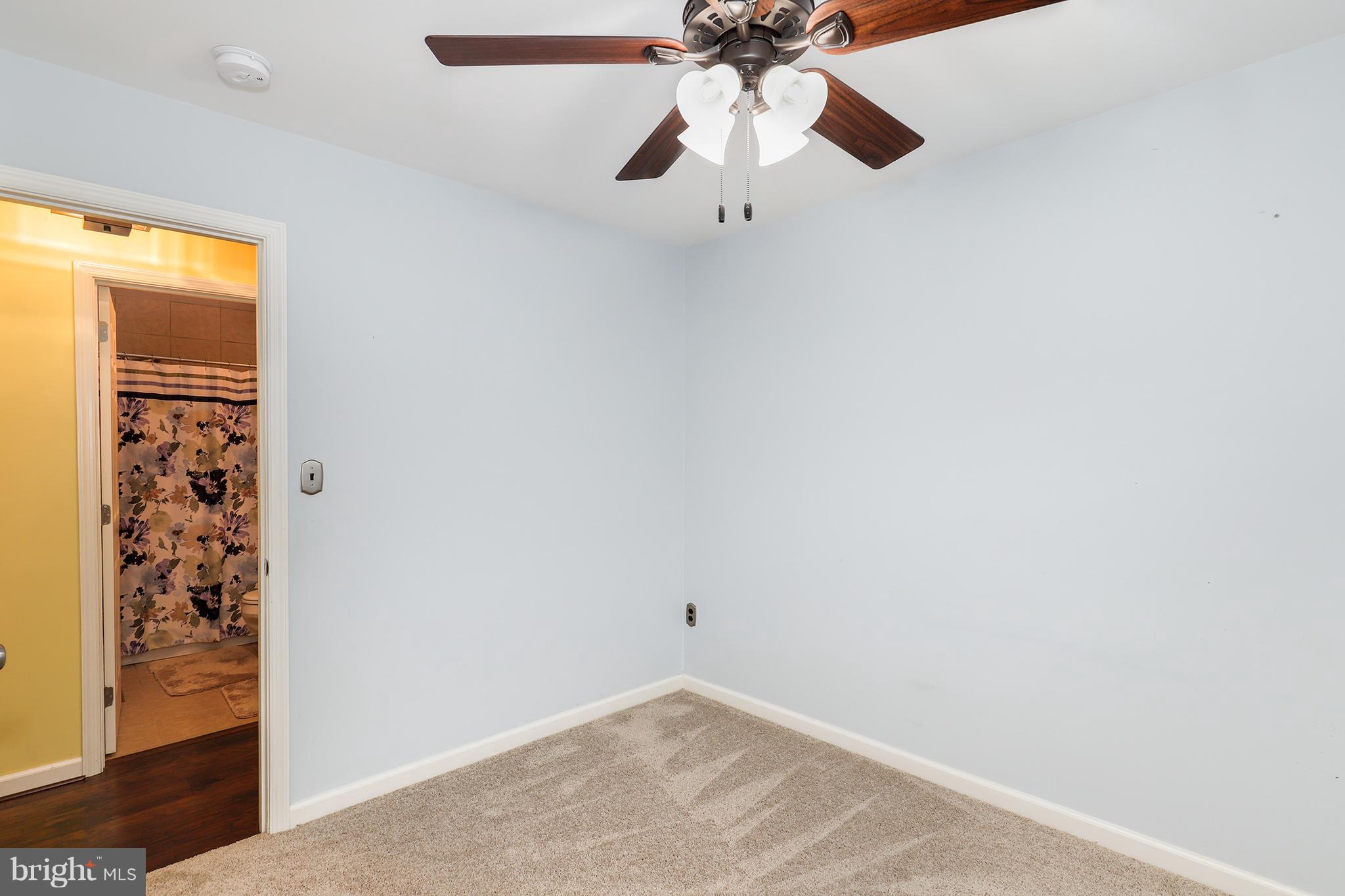 212 Hickory Point Road Pasadena, MD 21122 - Photo 19 of 30 Gallery Image 19