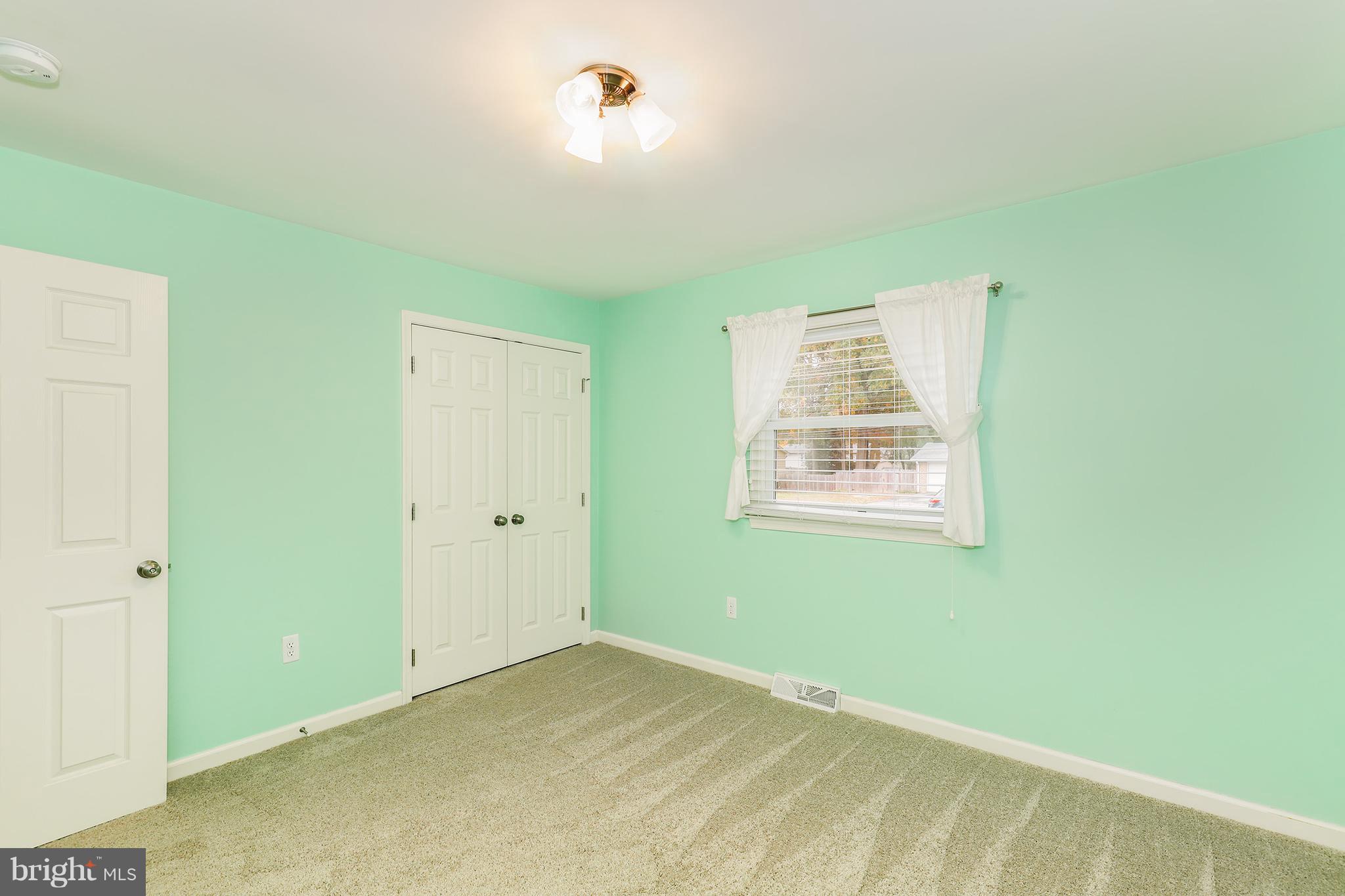 212 Hickory Point Road Pasadena, MD 21122 - Photo 20 of 30 Gallery Image 20