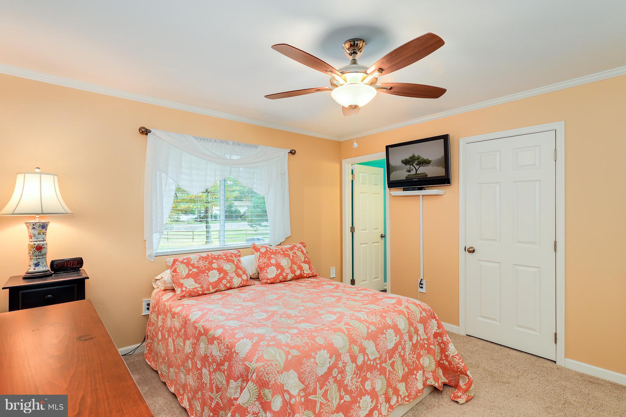 212 Hickory Point Road Pasadena, MD 21122 - Photo 23 of 30 Gallery Image 23