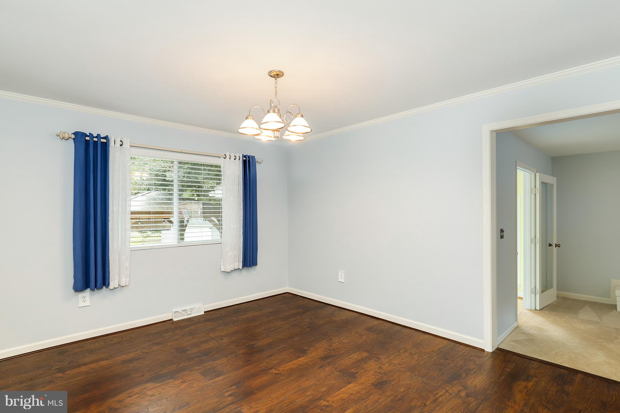212 Hickory Point Road Pasadena, MD 21122 - Photo 7 of 30 Gallery Image 7