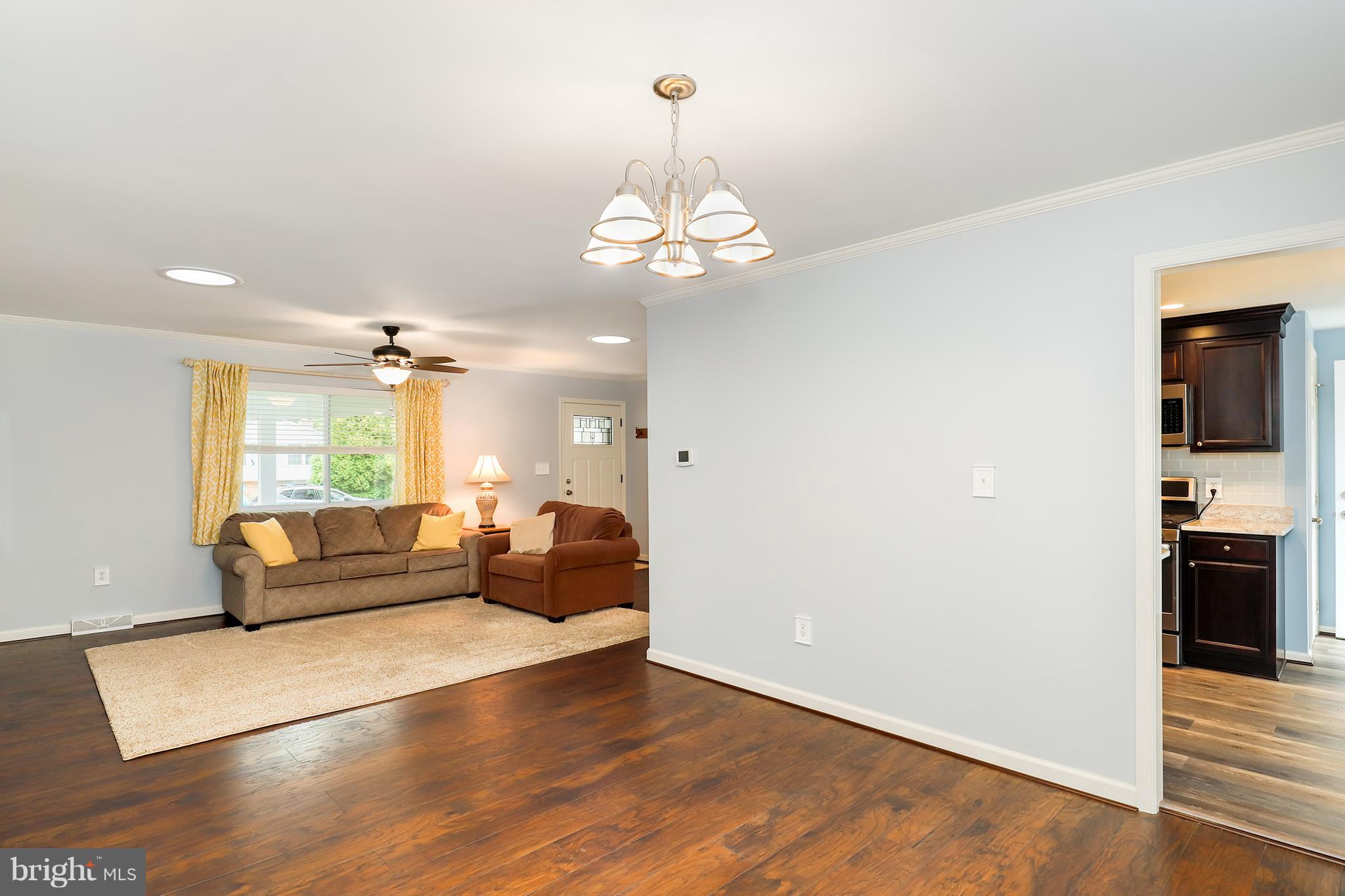 212 Hickory Point Road Pasadena, MD 21122 - Photo 8 of 30 Gallery Image 8