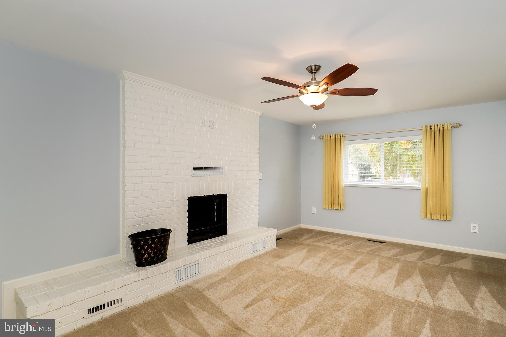 212 Hickory Point Road Pasadena, MD 21122 - Photo 9 of 30 Gallery Image 9