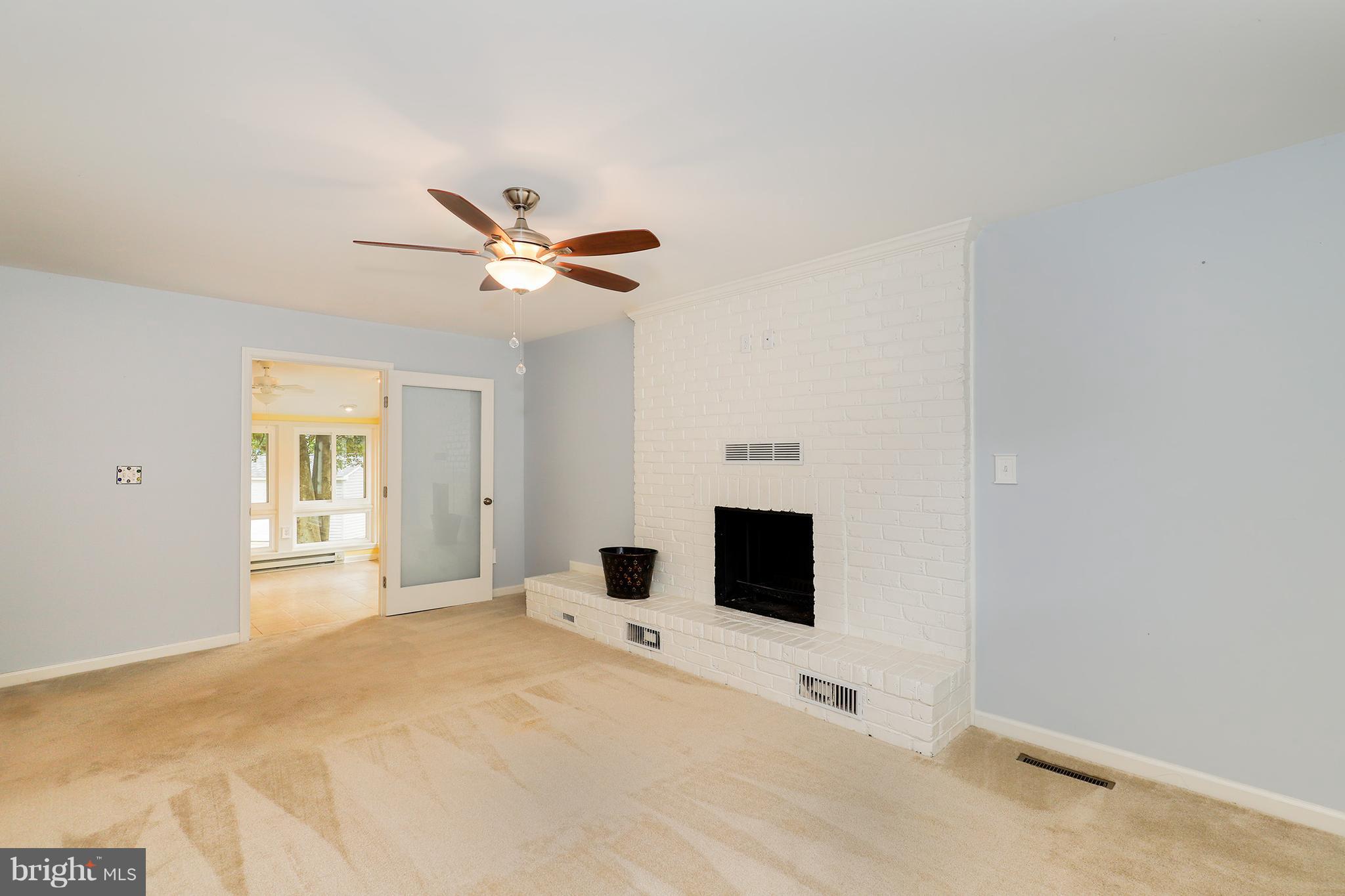 212 Hickory Point Road Pasadena, MD 21122 - Photo 10 of 30 Gallery Image 10
