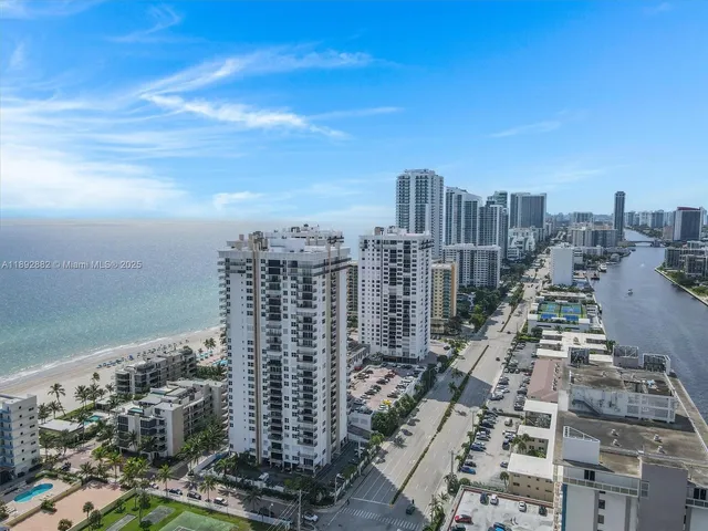 $3,850 | 2101 South Ocean Drive, Unit 1904, Hollywood, FL 33019