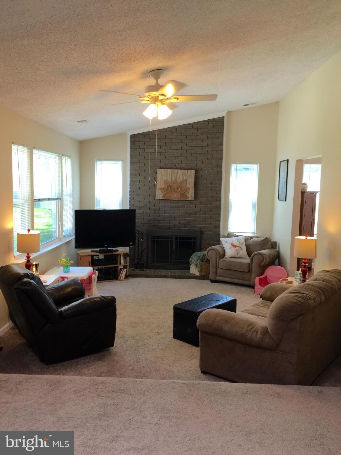 167 Choptank Road Stafford, VA 22556 - Photo 7 of 29 Family Room