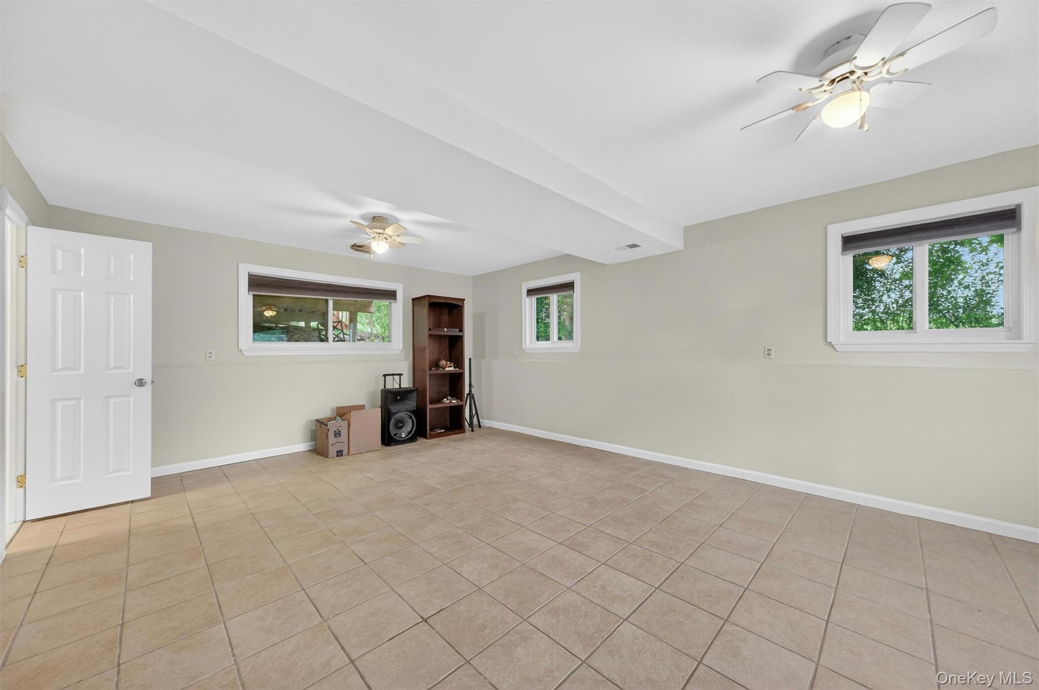 37 Surrey Road Chester, NY 10918 - Photo 23 of 38