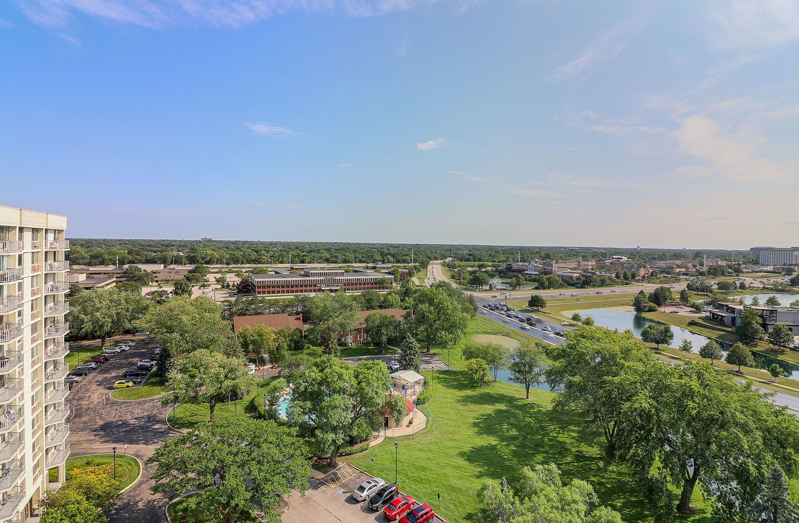 20 North Tower Road, Unit 12F Oak Brook, IL 60523 - Photo 18 of 20 Gallery Image 18