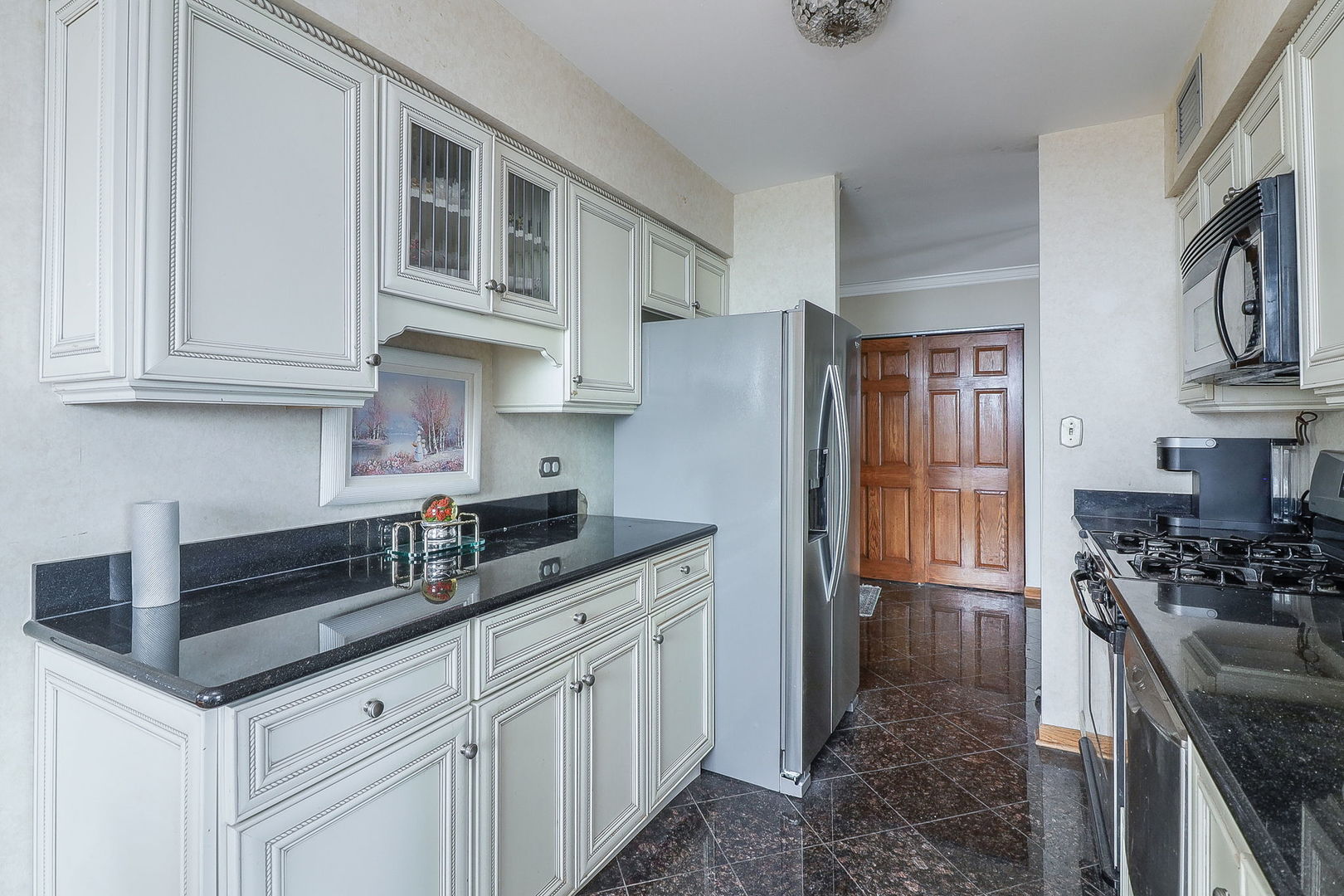 20 North Tower Road, Unit 12F Oak Brook, IL 60523 - Photo 9 of 20 Gallery Image 9