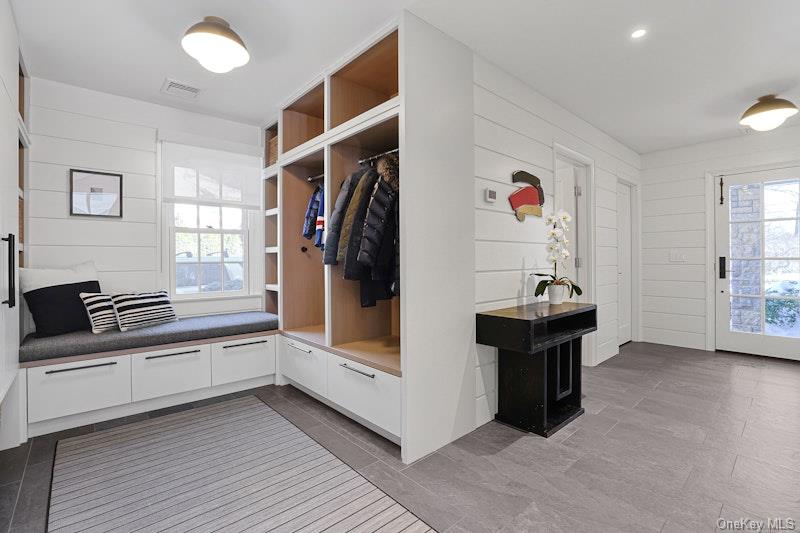 19 Overlook Road Scarsdale, NY 10583 - Photo 18 of 48 Gallery Image 18