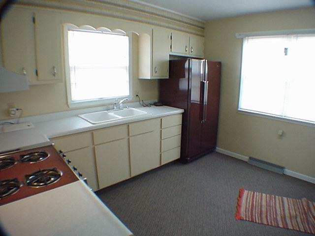715 31st Street Rock Island, IL 61201 - Photo 2 of 9