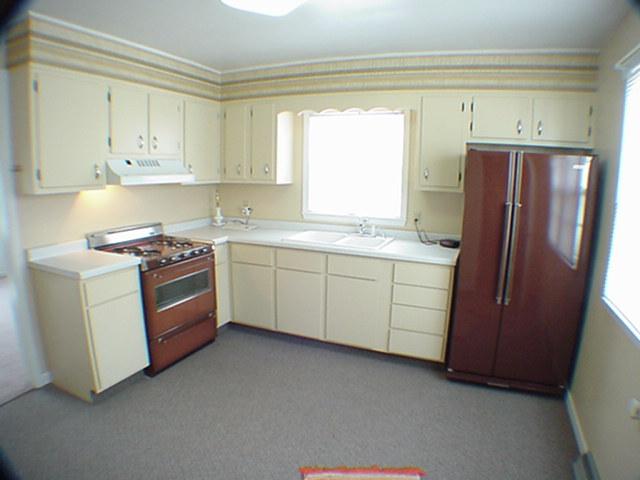 715 31st Street Rock Island, IL 61201 - Photo 3 of 9