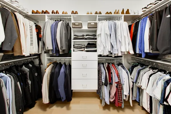 $3,499,000 | 910 Allmen Avenue, Hinsdale, IL 60521