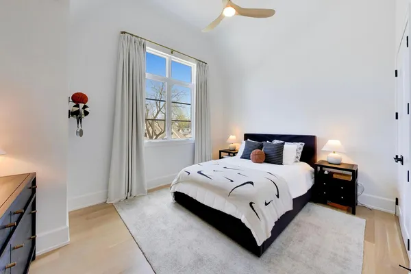 $3,499,000 | 910 Allmen Avenue, Hinsdale, IL 60521