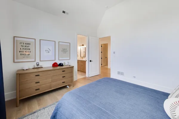 $3,499,000 | 910 Allmen Avenue, Hinsdale, IL 60521