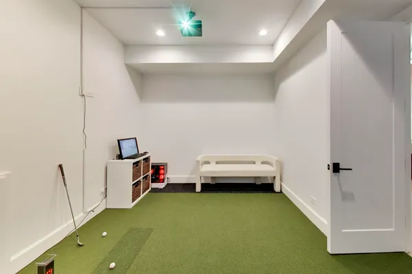 $3,499,000 | 910 Allmen Avenue, Hinsdale, IL 60521