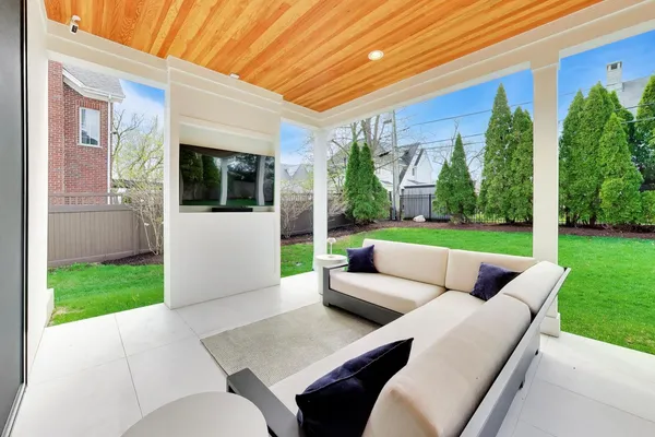 $3,499,000 | 910 Allmen Avenue, Hinsdale, IL 60521