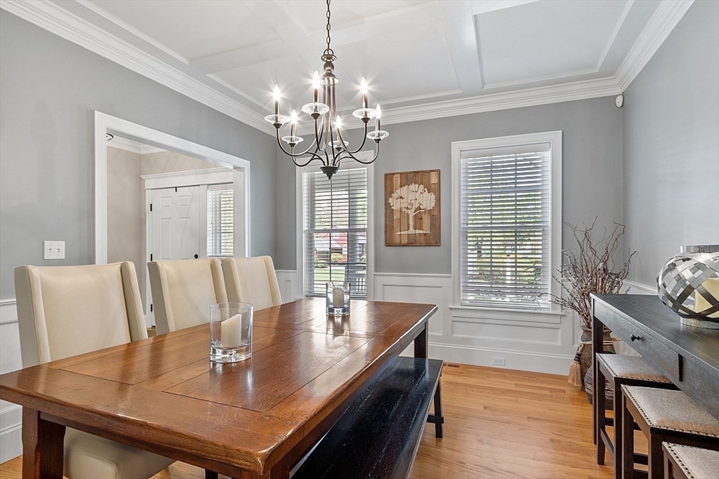 42 Ridgeway Road Concord, MA 01742 - Photo 11 of 36 Gallery Image 11