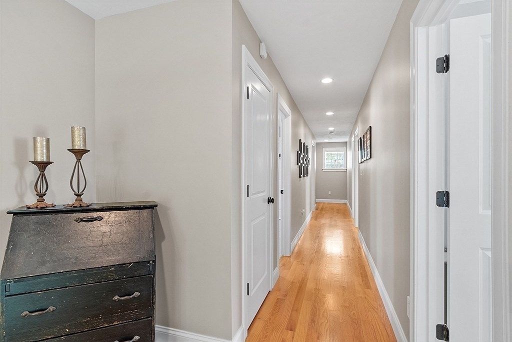 42 Ridgeway Road Concord, MA 01742 - Photo 21 of 36 Gallery Image 21